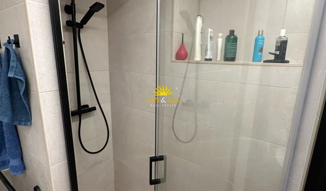 1 Zimmer Studio zu vermieten in Alicante / Alacant Stadt mit Garage - 885 € (Ref: 10169335)
