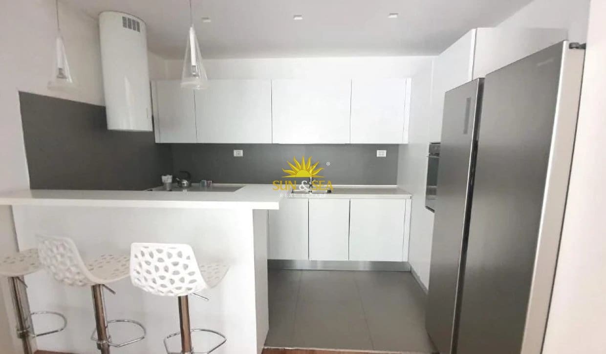 3 quarto Apartamento para arrendar em El Campello com garagem - 850 € (Ref: 10169337)