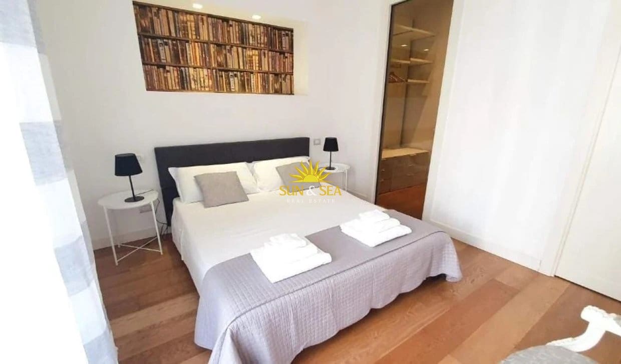 3 quarto Apartamento para arrendar em El Campello com garagem - 850 € (Ref: 10169337)