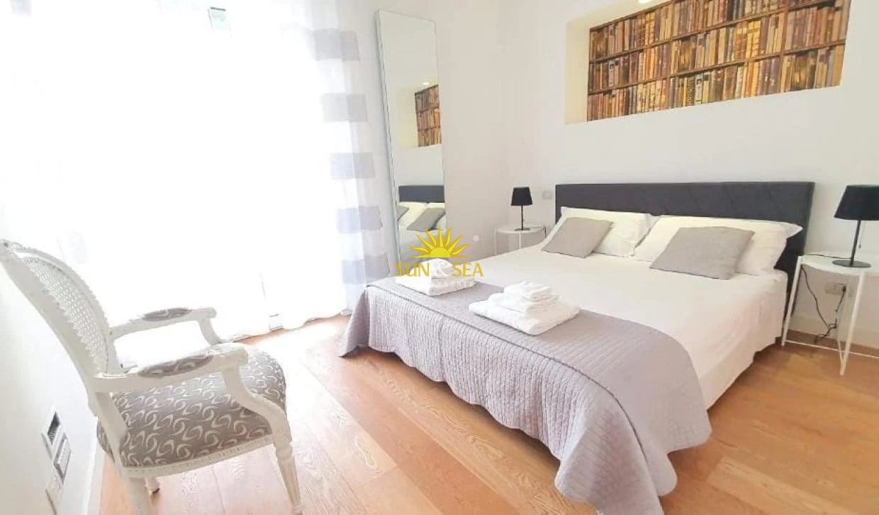 3 quarto Apartamento para arrendar em El Campello com garagem - 850 € (Ref: 10169337)