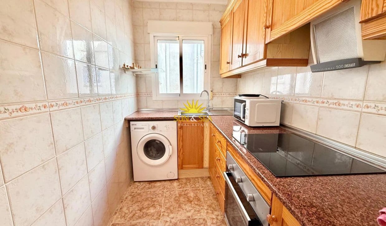 2 sypialnia Apartament na sprzedaż w Torrevieja z basenem garażem - 169 900 € (Ref: 10170245)