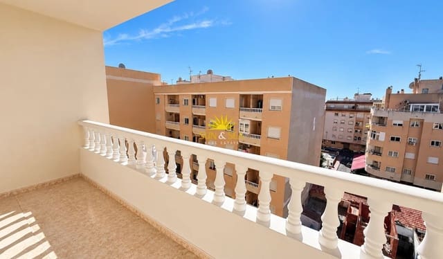 2 soveværelse Lejlighed til salg i El Molino, Torrevieja med swimmingpool - € 155.000 (Ref: 10172119)