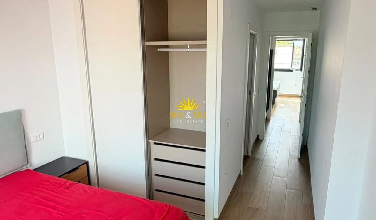Apartamento de 2 habitaciones en Finestrat en alquiler con piscina garaje - 1.600 € (Ref: 10172330)