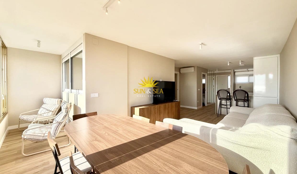 2 soverom Leilighet til leie i Cabo de las Huertas med svømmebasseng garasje - € 1 290 (Ref: 10172331)