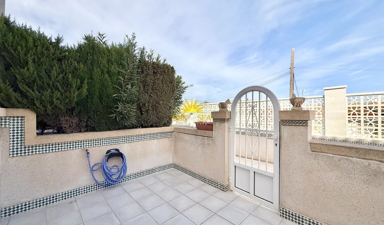 2 camera da letto Casa da affittare in La Mata con piscina - 850 € (Rif: 10172859)