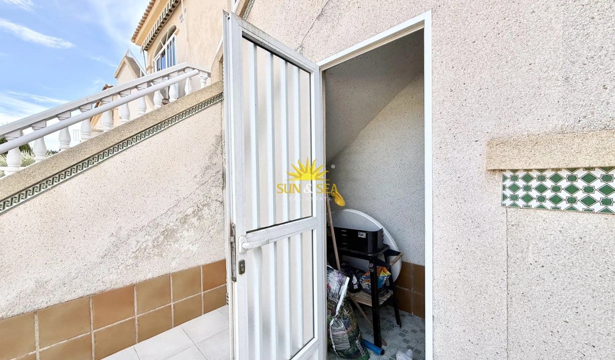 2 camera da letto Casa da affittare in La Mata con piscina - 850 € (Rif: 10172859)