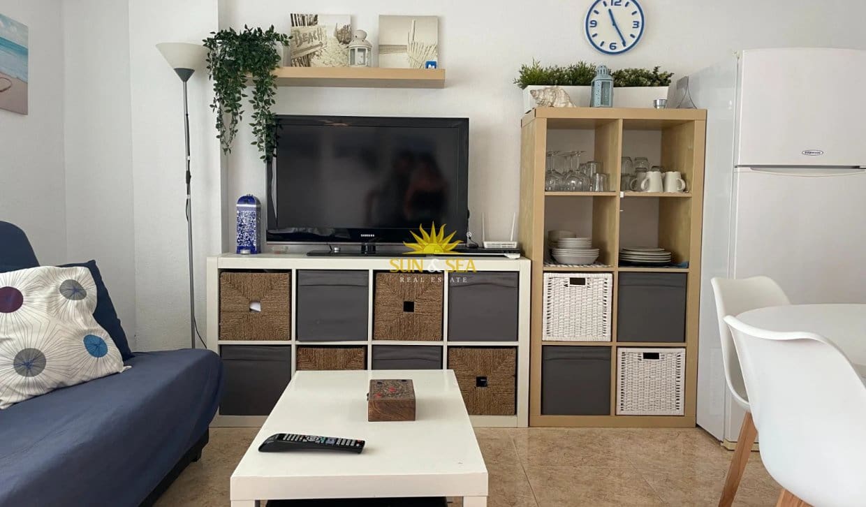 1 makuuhuone Huoneisto vuokrattavana paikassa La Manga del Mar Menor mukana uima-altaan 
autotalli - 675 € (Ref: 10175648)