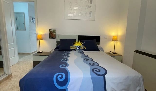 1 makuuhuone Huoneisto vuokrattavana paikassa La Manga del Mar Menor mukana uima-altaan 
autotalli - 675 € (Ref: 10175648)