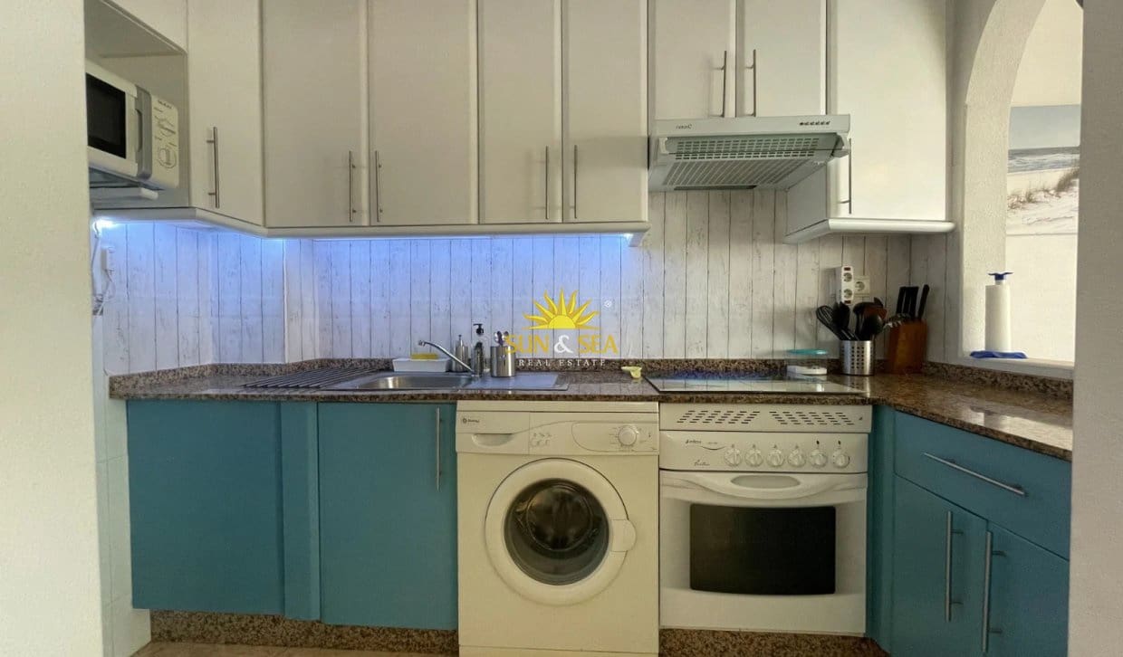 1 makuuhuone Huoneisto vuokrattavana paikassa La Manga del Mar Menor mukana uima-altaan 
autotalli - 675 € (Ref: 10175648)