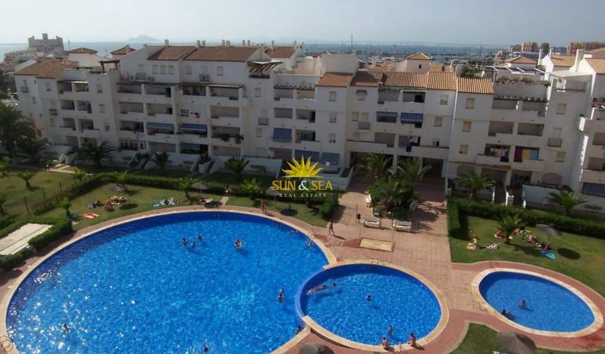 1 makuuhuone Huoneisto vuokrattavana paikassa La Manga del Mar Menor mukana uima-altaan 
autotalli - 675 € (Ref: 10175648)