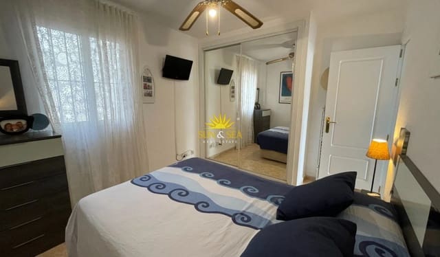 1 makuuhuone Huoneisto vuokrattavana paikassa La Manga del Mar Menor mukana uima-altaan 
autotalli - 675 € (Ref: 10175648)