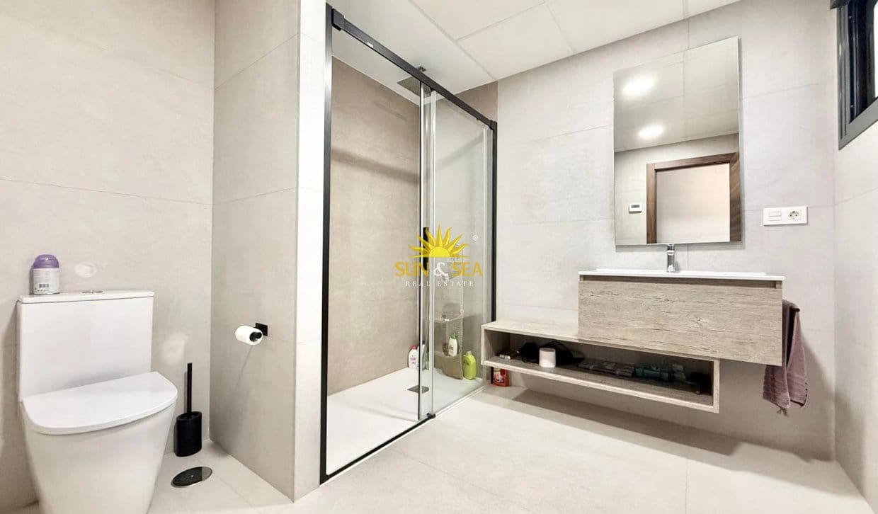 4 sypialnia Willa na sprzedaż w Pilar de la Horadada z basenem garażem - 650 000 € (Ref: 10175761)