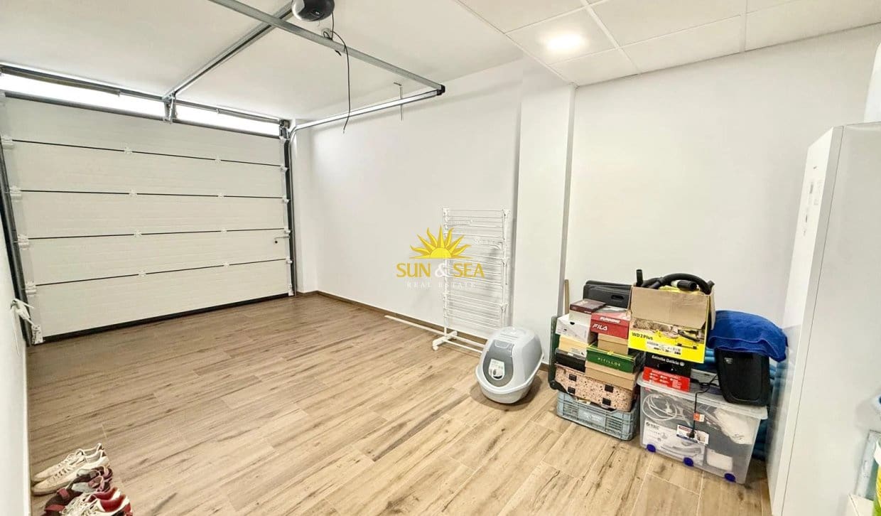 4 sypialnia Willa na sprzedaż w Pilar de la Horadada z basenem garażem - 650 000 € (Ref: 10175761)