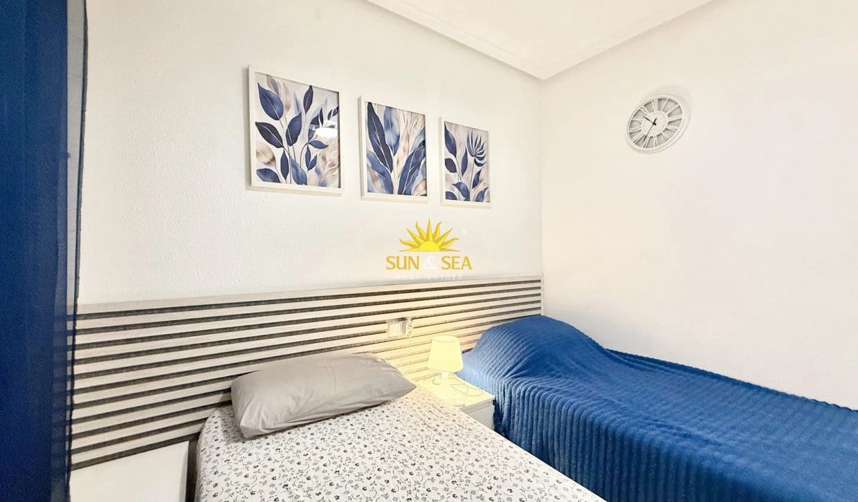 2 bedroom Apartment for holiday rental in La Mata with pool - € 1,000 (Ref: 10175762)