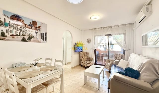 2 bedroom Apartment for holiday rental in La Mata, Torrevieja with pool - € 1,000 (Ref: 10175762)