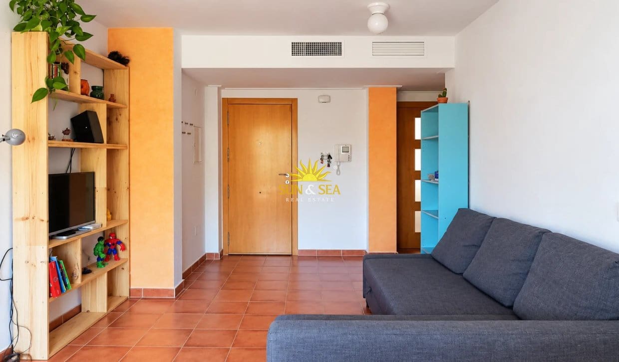   3 soveværelse   ferieLejlighed i Santiago de la Ribera     - € 700 (Ref: 10176058)
