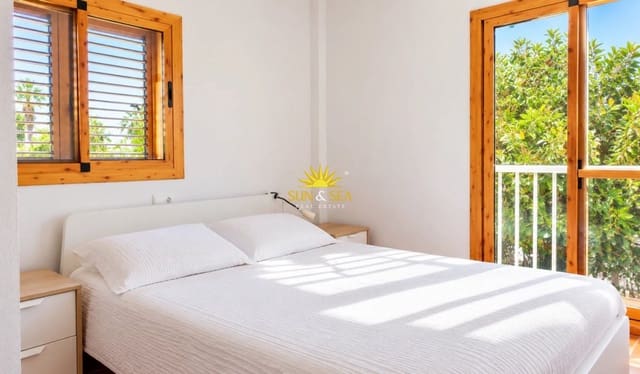   3 soveværelse   ferieLejlighed i Santiago de la Ribera, San Javier   - € 700 (Ref: 10176058)