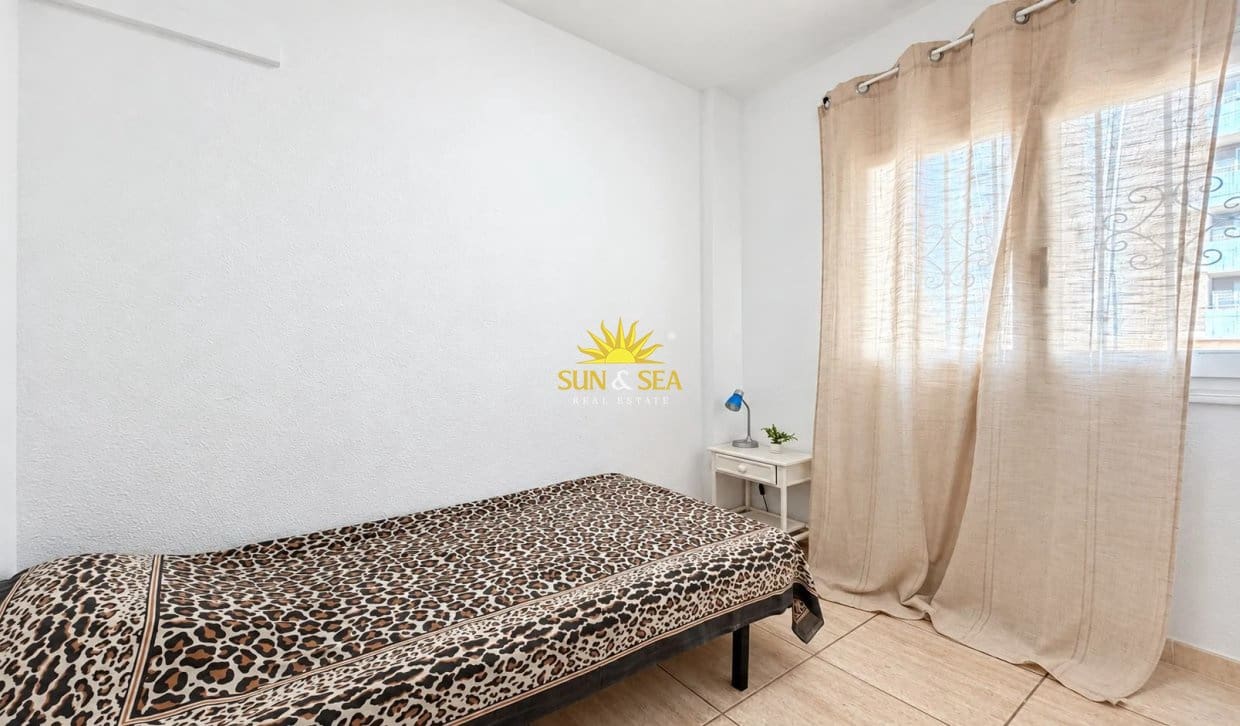 2 slaapkamer Appartement te koop in Orihuela Costa met garage - € 165.000 (Ref: 10177681)