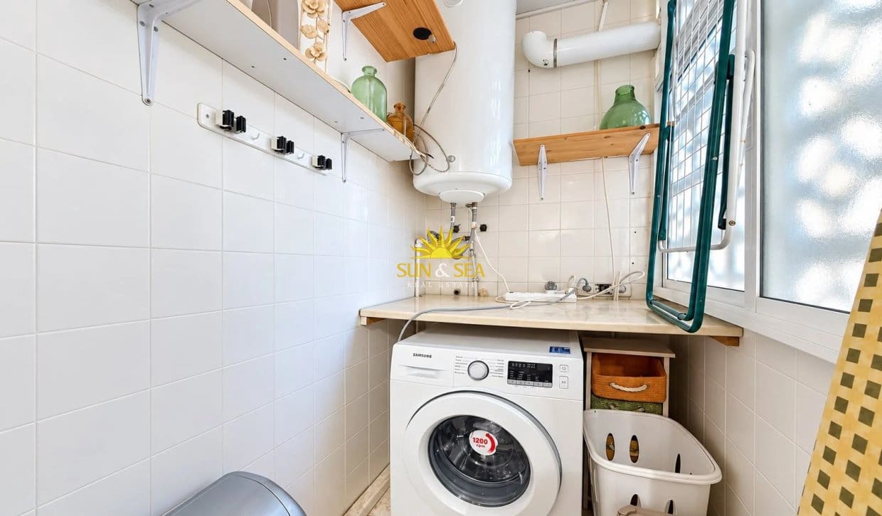 2 slaapkamer Appartement te koop in Orihuela Costa met garage - € 165.000 (Ref: 10177681)