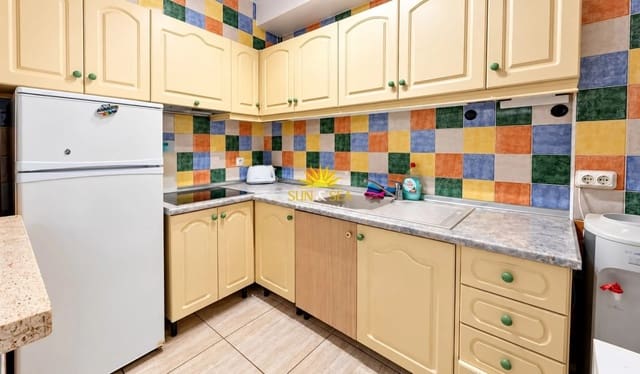 2 slaapkamer Appartement te koop in La Zenia, Orihuela met garage - € 165.000 (Ref: 10177681)