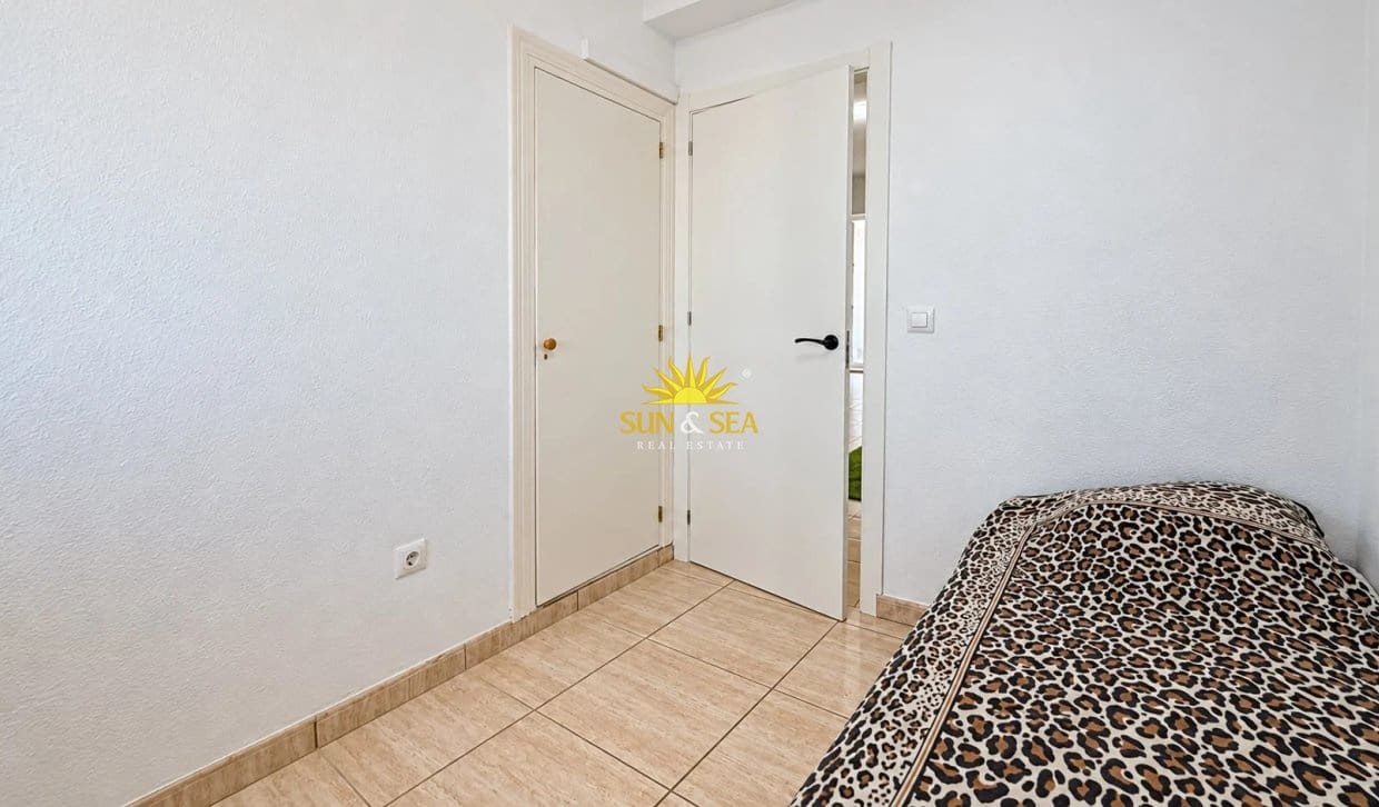 2 slaapkamer Appartement te koop in Orihuela Costa met garage - € 165.000 (Ref: 10177681)