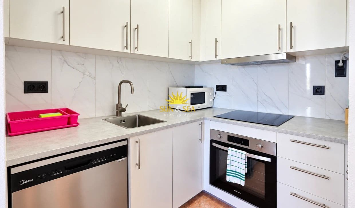 3 soveværelse Lejlighed til salg i Torrevieja - € 165.000 (Ref: 10179502)