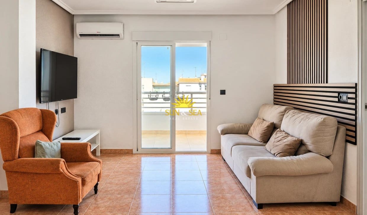 3 soveværelse Lejlighed til salg i Torrevieja - € 165.000 (Ref: 10179502)