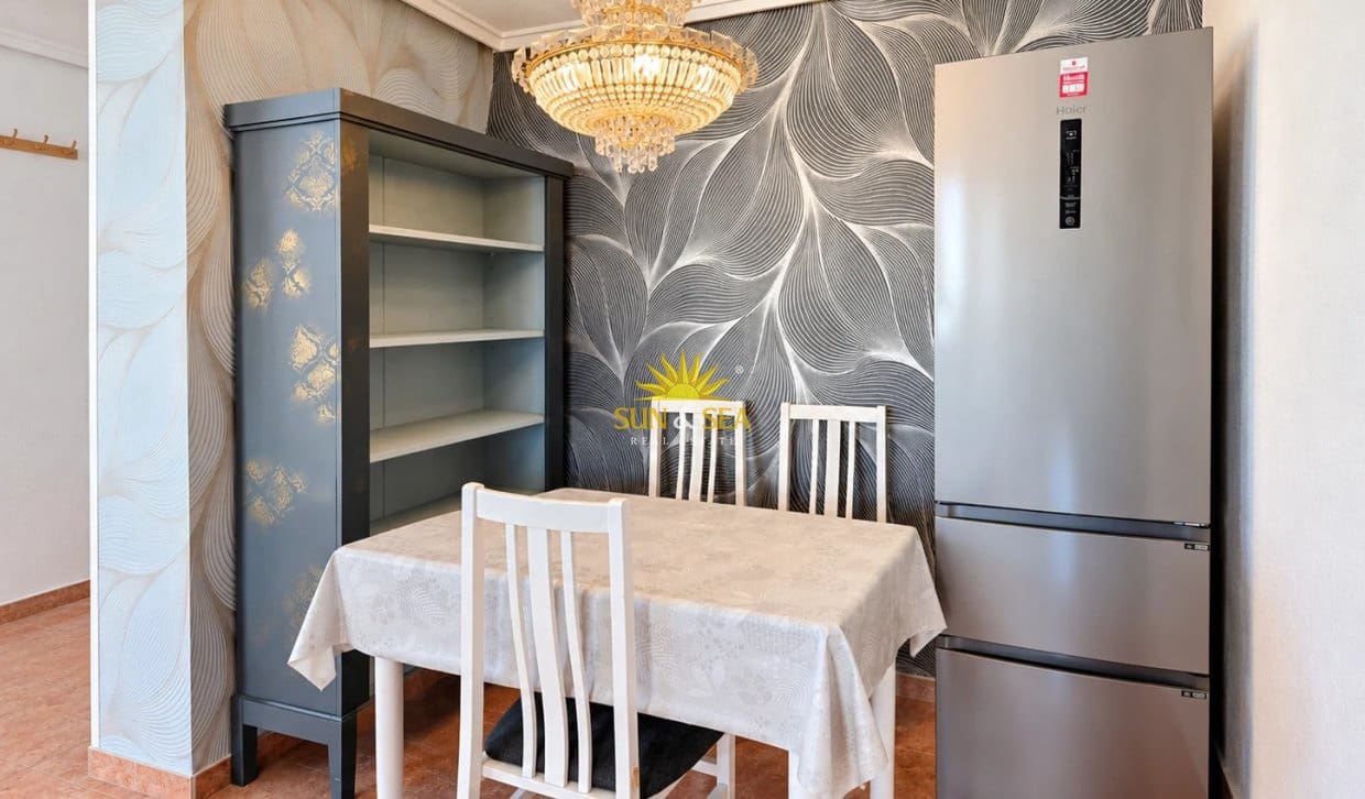 3 soveværelse Lejlighed til salg i Torrevieja - € 165.000 (Ref: 10179502)