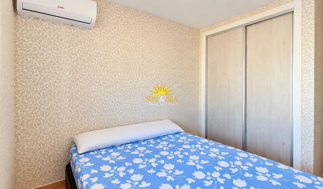 3 soveværelse Lejlighed til salg i Torrevieja - € 165.000 (Ref: 10179502)