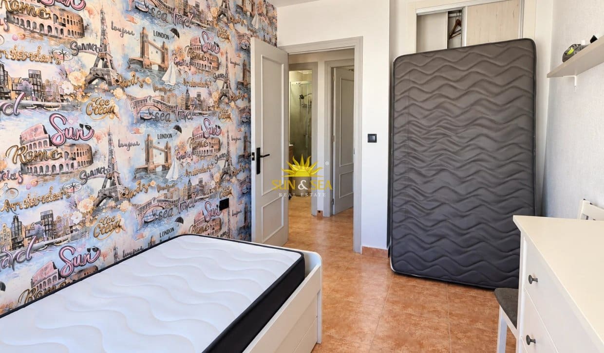 3 soveværelse Lejlighed til salg i Torrevieja - € 165.000 (Ref: 10179502)