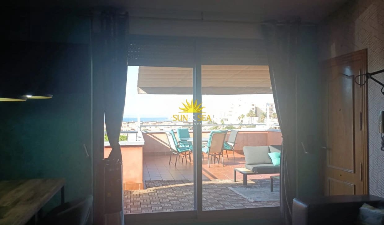 1 Zimmer Studio zu vermieten in La Manga del Mar Menor mit Pool Garage - 650 € (Ref: 10182108)