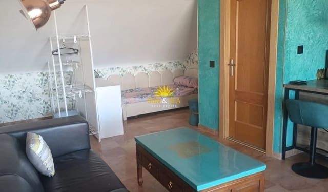 1 soveværelse Studio til leje i La Manga del Mar Menor med swimmingpool garage - € 650 (Ref: 10182108)