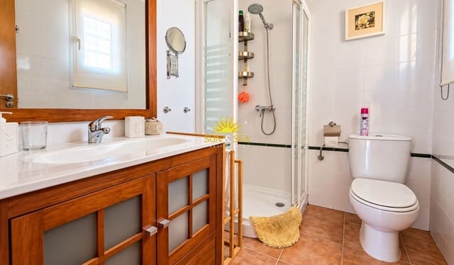 3 bedroom Townhouse for rent in Torre de la Horadada, Pilar de la Horadada with pool garage - € 1,300 (Ref: 10182109)