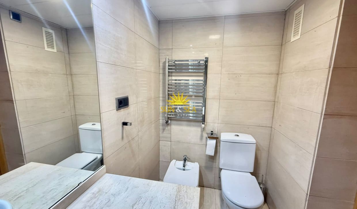 3 bedroom Apartment for rent in Alicante / Alacant city with garage - € 2,150 (Ref: 10183262)