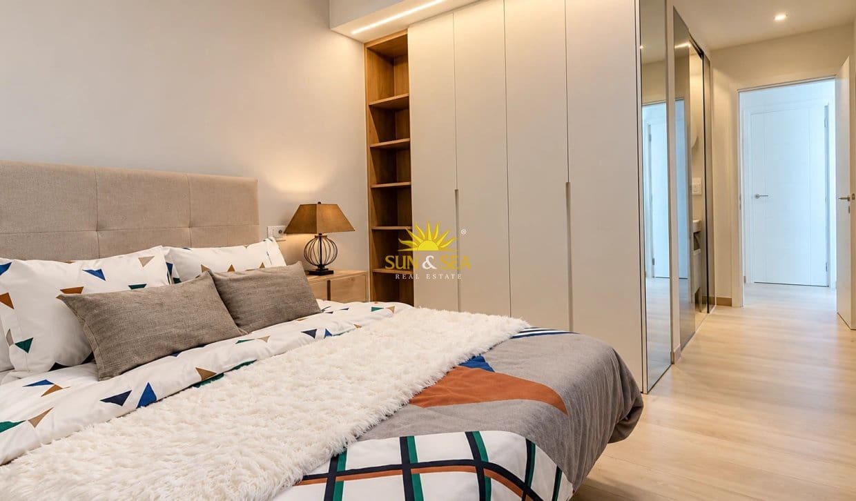 2 quarto Casa em Banda para arrendar em Guardamar del Segura com piscina garagem - 1 000 € (Ref: 10183502)