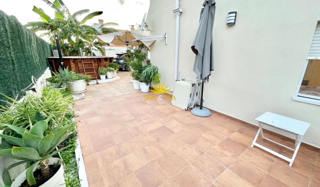 3 Zimmer Apartment zu vermieten in Los Alcazares mit Pool Garage - 1.000 € (Ref: 10183669)