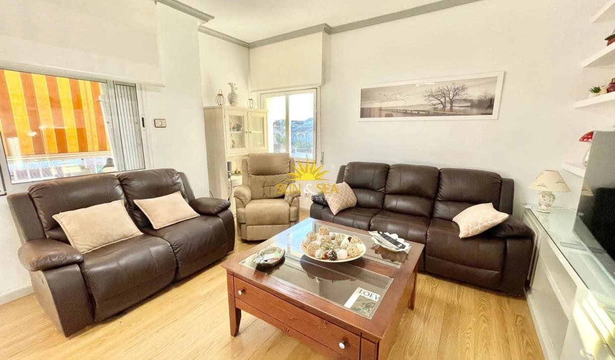 3 Zimmer Apartment zu vermieten in Los Alcazares mit Pool Garage - 1.000 € (Ref: 10183669)