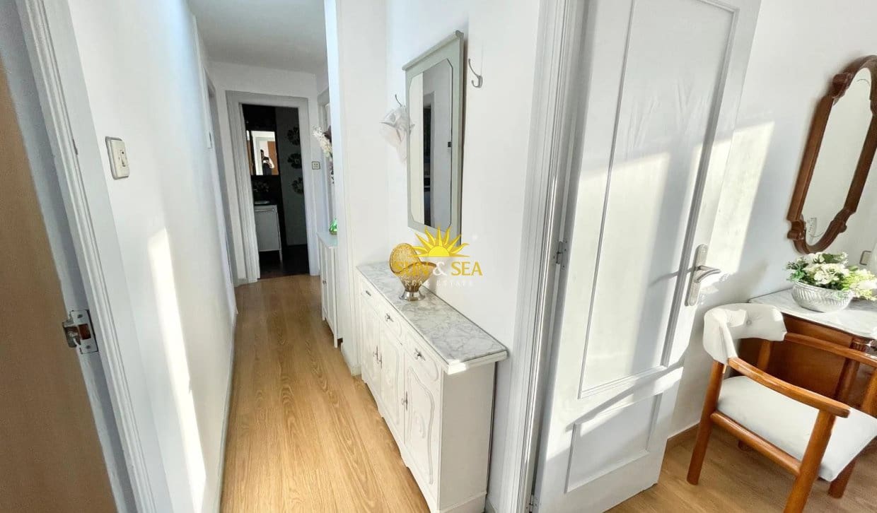 3 Zimmer Apartment zu vermieten in Los Alcazares mit Pool Garage - 1.000 € (Ref: 10183669)