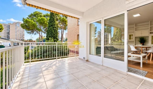 4 quarto Apartamento para arrendar em Dehesa de Campoamor, Orihuela com garagem - 1 250 € (Ref: 10183671)