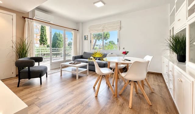 4 quarto Apartamento para arrendar em Dehesa de Campoamor, Orihuela com garagem - 1 250 € (Ref: 10183671)
