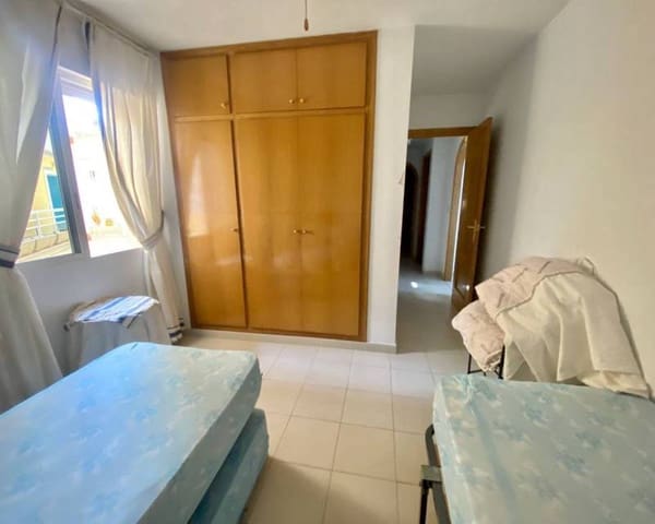 2 soveværelse Lejlighed til leje i Dehesa de Campoamor, Orihuela med swimmingpool garage - € 750 (Ref: 6104607)