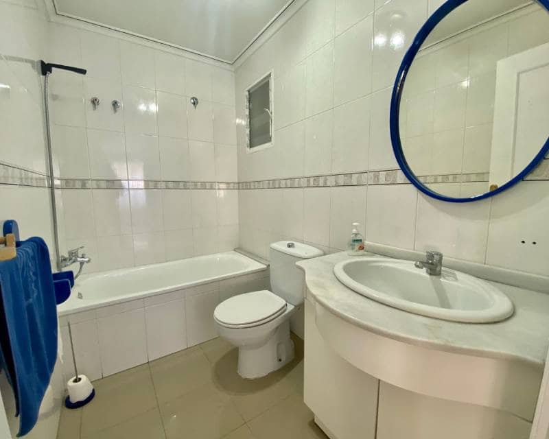Apartamento de 2 habitaciones en Almoradí en alquiler - 850 € (Ref: 6117250)