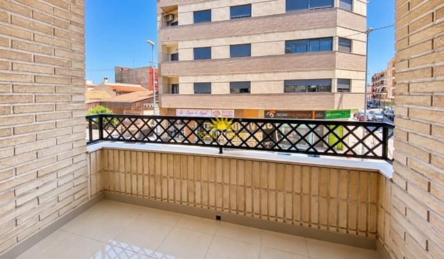 2 quarto Apartamento para arrendar em Almoradí - 750 € (Ref: 6117250)