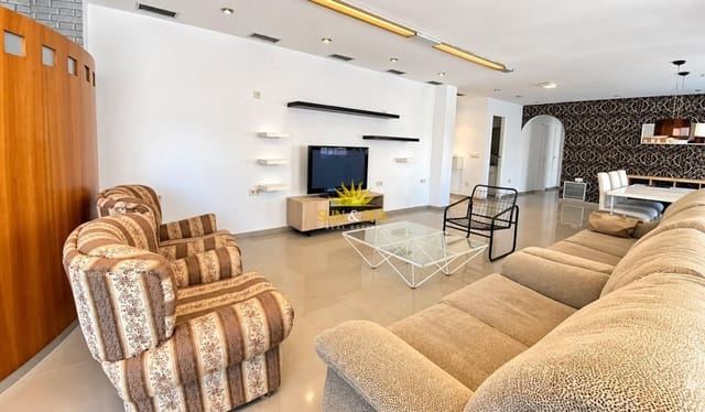 2 quarto Apartamento para arrendar em Almoradí - 750 € (Ref: 6117250)