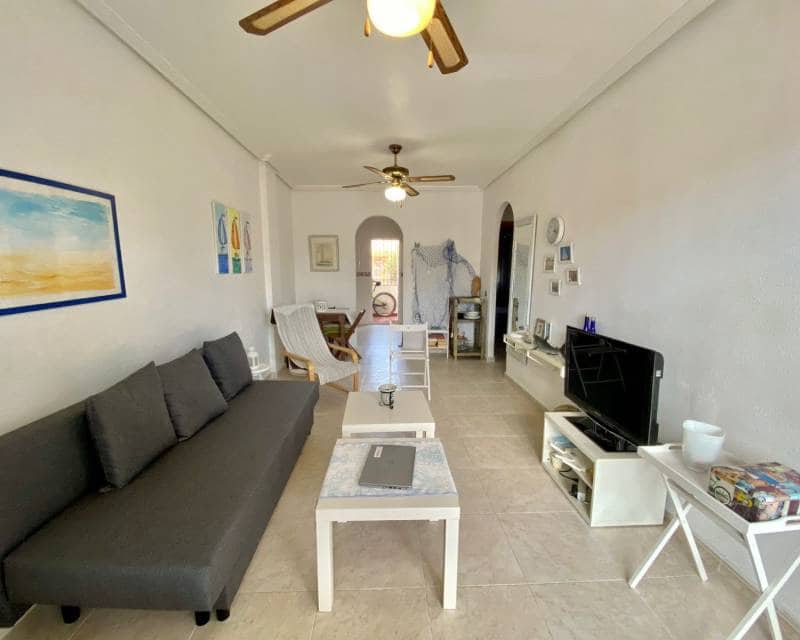 2 bedroom Apartment for rent in Torrevieja with pool garage - € 750 (Ref: 6123112)