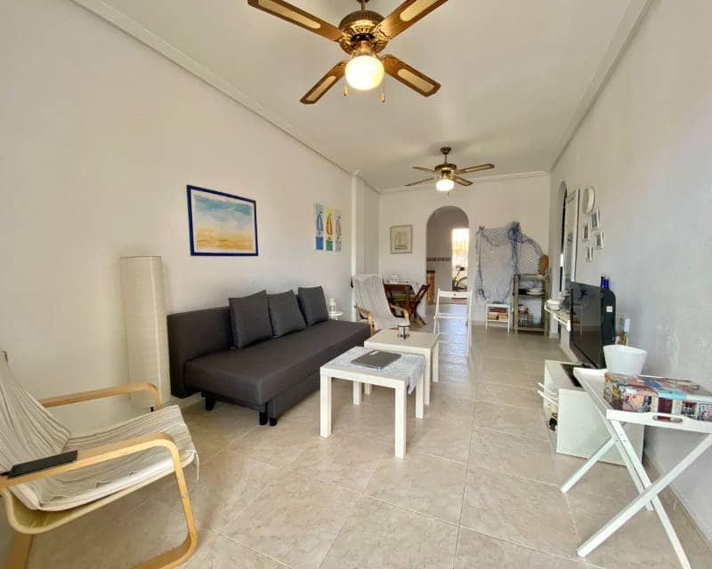 2 bedroom Apartment for rent in Torrevieja with pool garage - € 750 (Ref: 6123112)