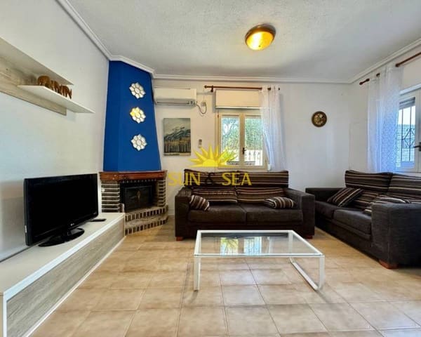 Chalet de 2 habitaciones en Centro, Torrevieja en alquiler con garaje - 900 € (Ref: 6208301)