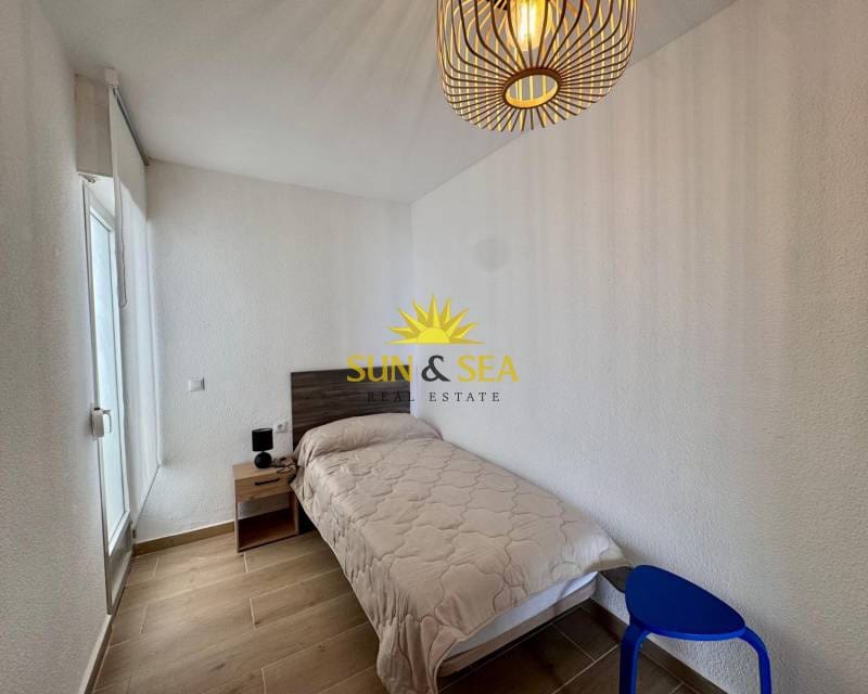 3 slaapkamer Appartement te huur in Torrevieja - € 1.400 (Ref: 6226281)