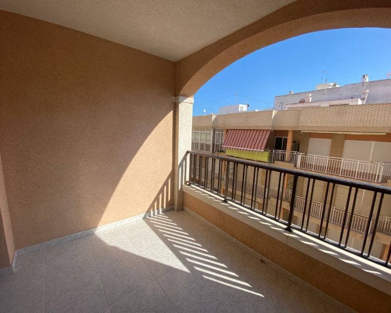 2 bedroom Apartment for rent in Guardamar del Segura with pool - € 900 (Ref: 6255368)