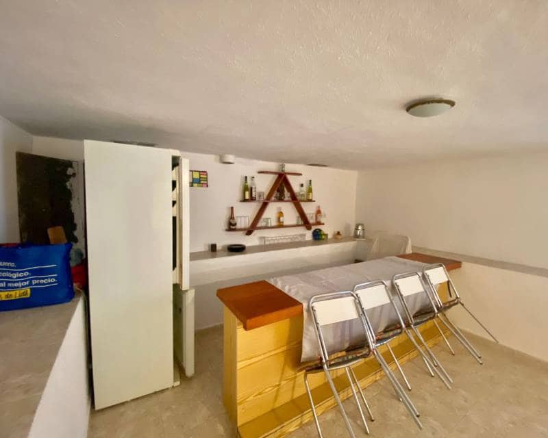 Chalet de 3 habitaciones en Torrevieja en alquiler - 850 € (Ref: 6342025)